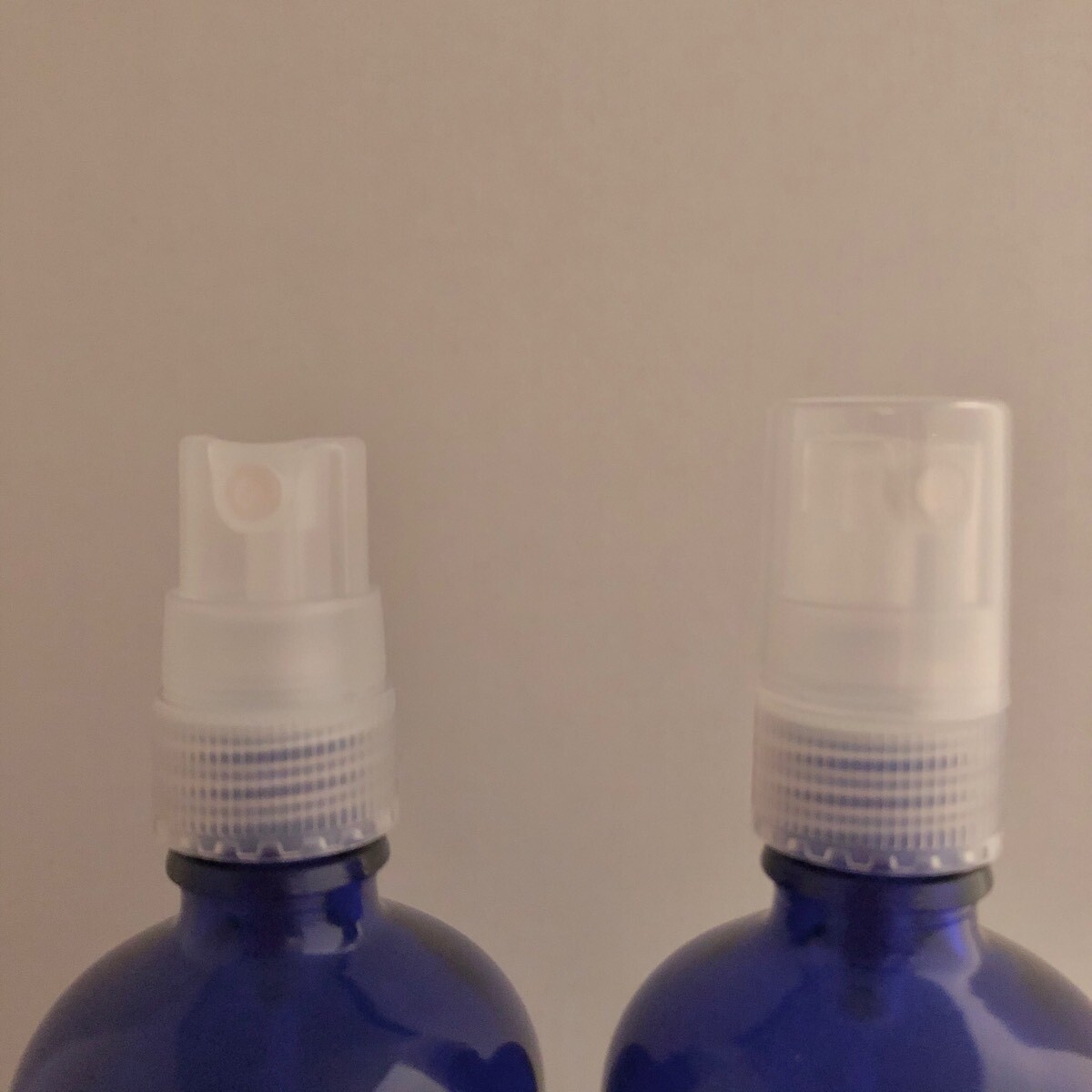 容器 ガラススプレーボトル ブルー 100ml Online Shop アロマとハーブの専門店 カモミール 小田急線豪徳寺 Nard認定校 容器 ガラススプレーボトル ブルー 100ml Online Shop アロマとハーブの専門店 カモミール 小田急線豪徳寺 Nard認定校