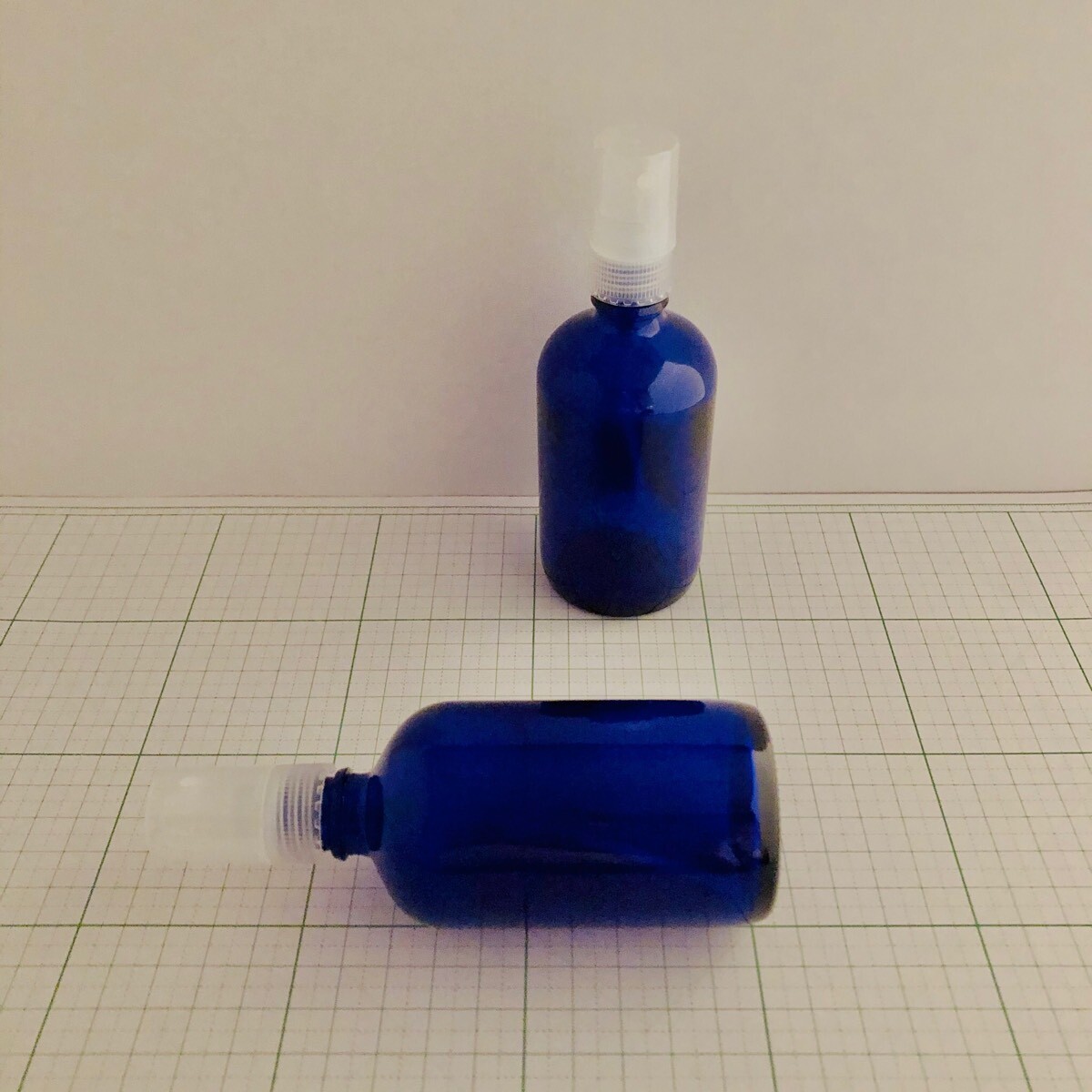 容器 ガラススプレーボトル ブルー 100ml Online Shop アロマとハーブの専門店 カモミール 小田急線豪徳寺 Nard認定校 容器 ガラススプレーボトル ブルー 100ml Online Shop アロマとハーブの専門店 カモミール 小田急線豪徳寺 Nard認定校